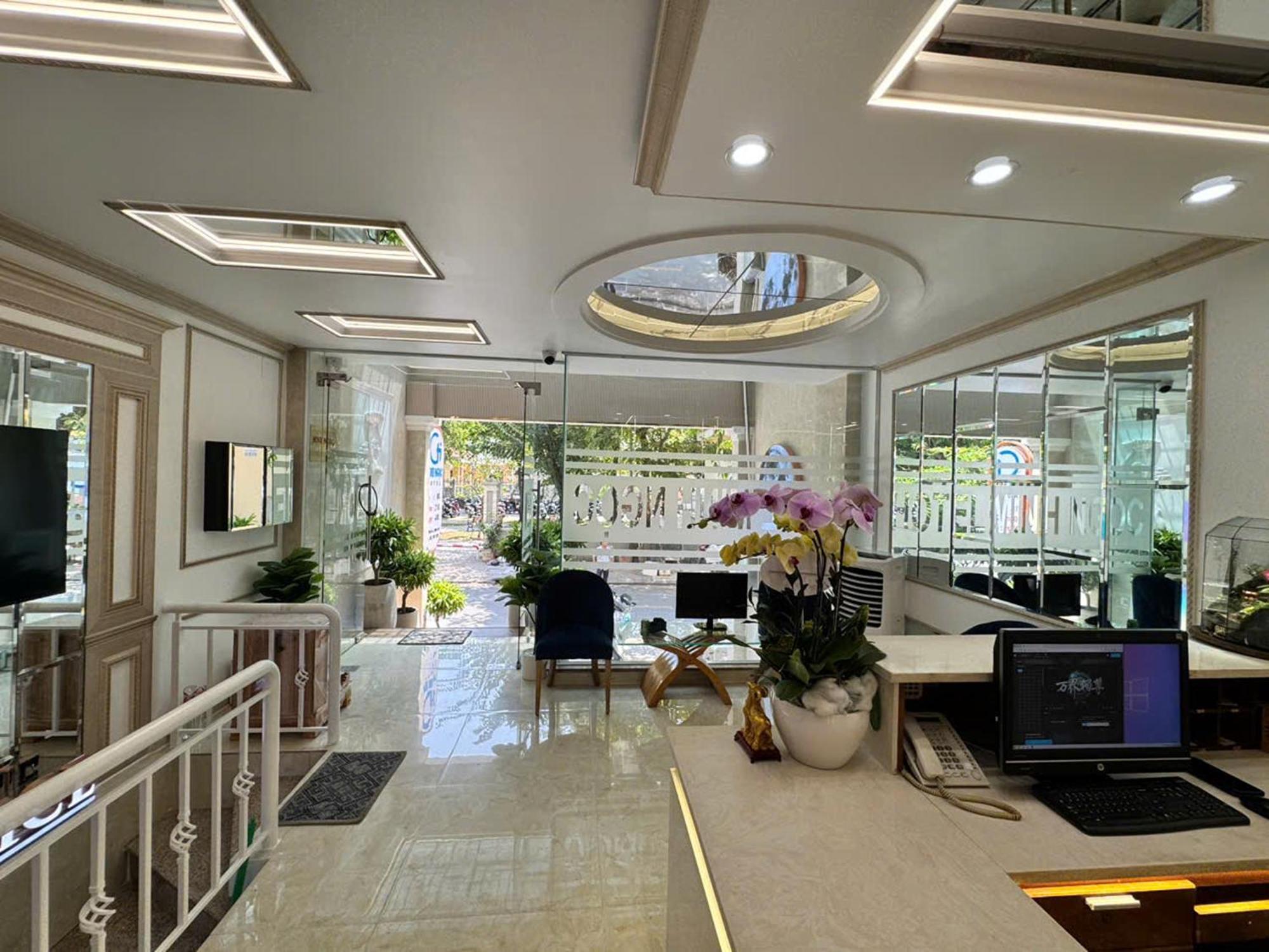 Minh Ngoc Hotel โฮจิมินห์ซิตี้ ภายนอก รูปภาพ